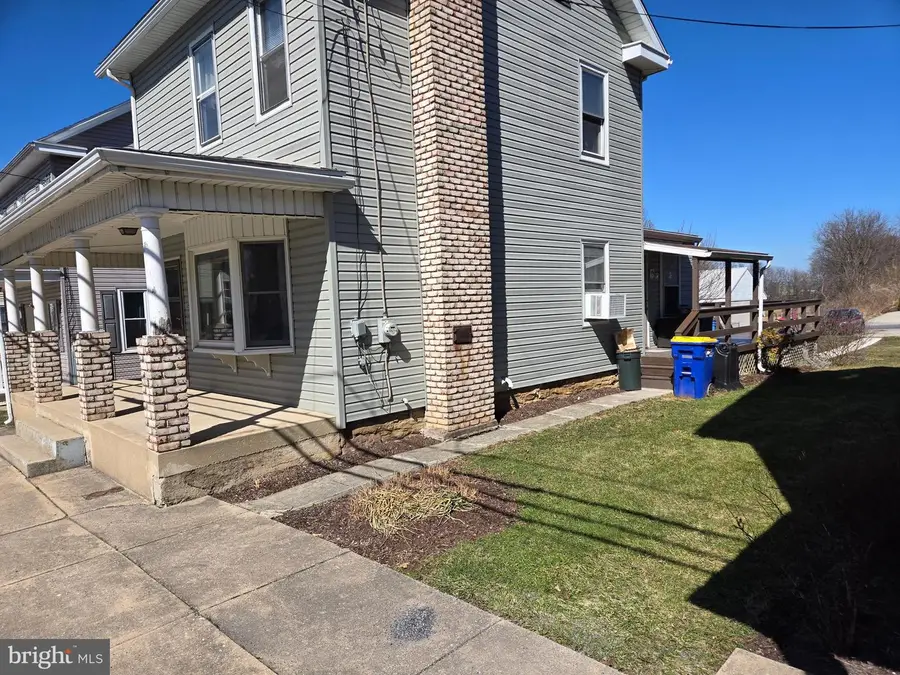 135 E Main St, Richland, PA 17087 - #3