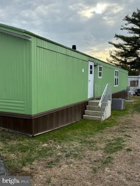 305 Palm City Park, Annville, PA 17003 - #2