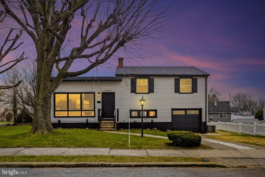 456 E Elm St, Lebanon, PA 17042 - #2