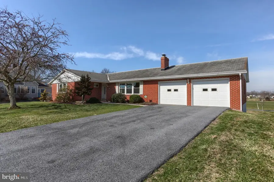 139 Lawn Rd, Palmyra, PA 17078 - #2