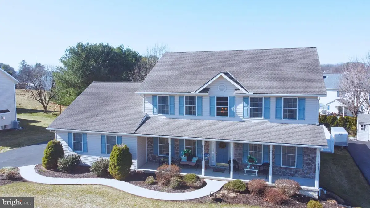 28 Norfolk Ln, Lebanon, PA 17042 - #1