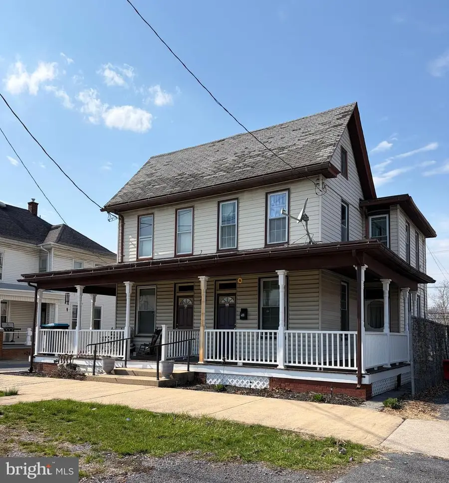 521 & 523 E Main St, Palmyra, PA 17078 - #2