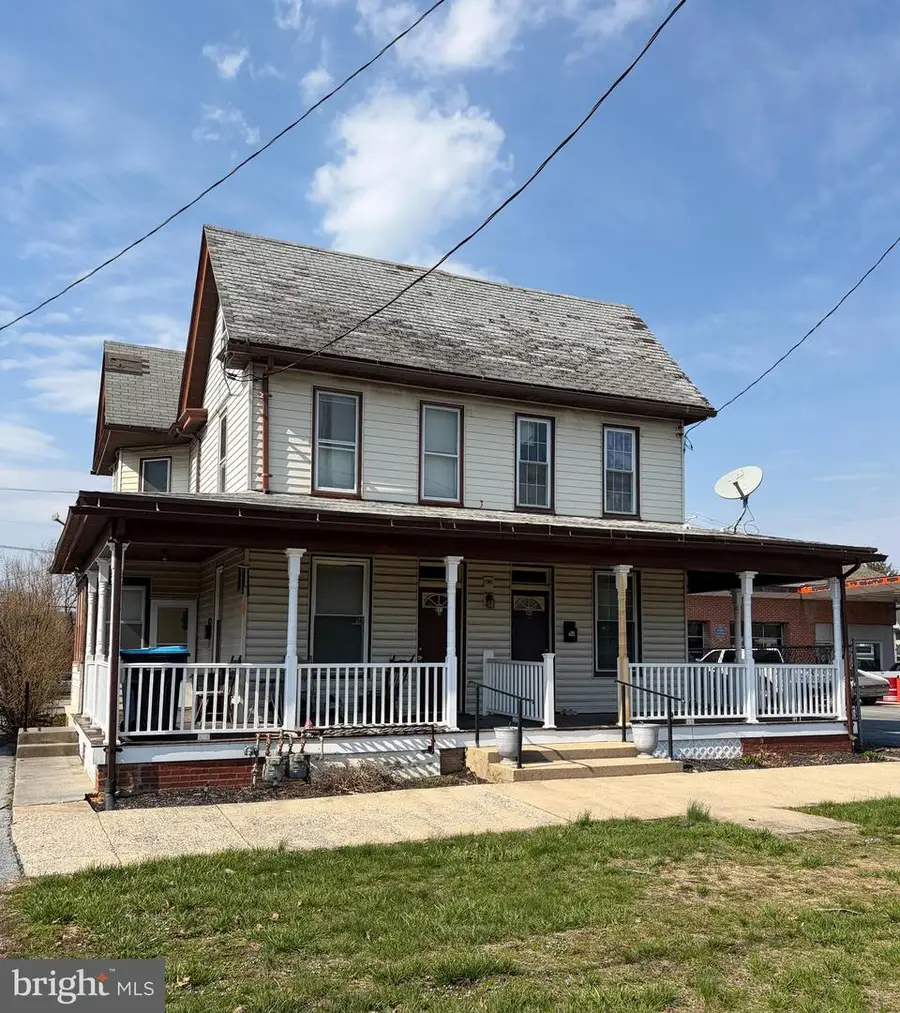 521 & 523 E Main St, Palmyra, PA 17078 - #3