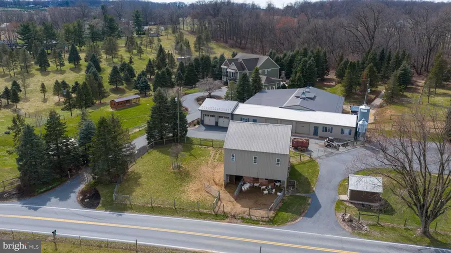 841 Stracks Dam Rd, Myerstown, PA 17067 - #3