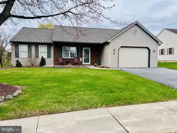 5 Springhouse Dr, MYERSTOWN, PA 17067