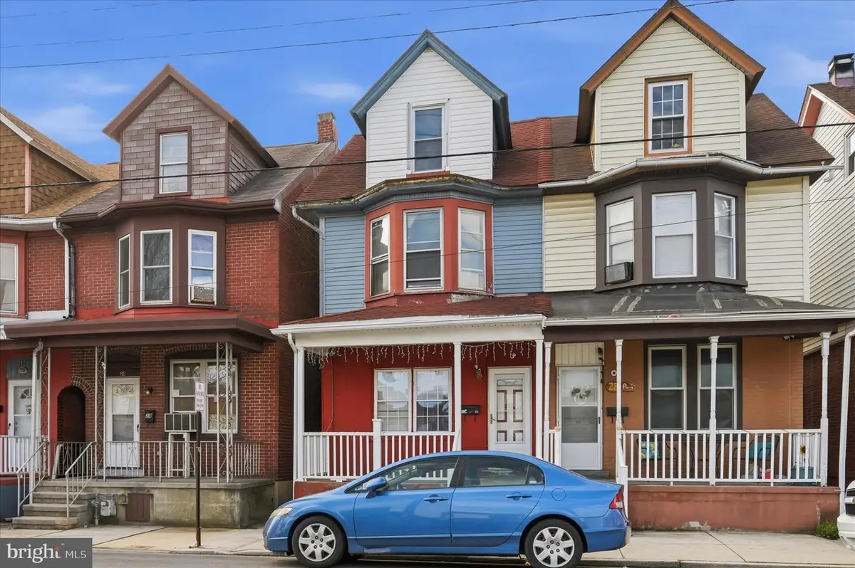 26 Lehman St, Lebanon, PA 17046 - #1