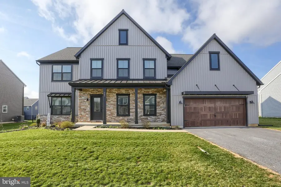 529 Breezewood Ln, Annville, PA 17003 - #2