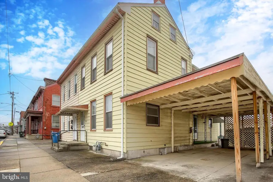 636 Walnut St, Lebanon, PA 17042 - #3