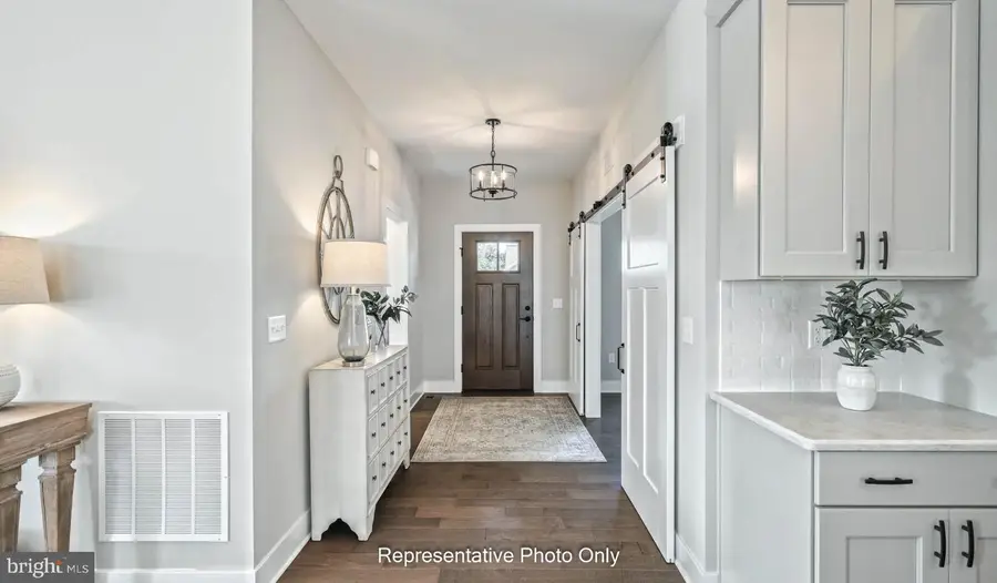 552 Bella May Cir, Lebanon, PA 17046 - #2