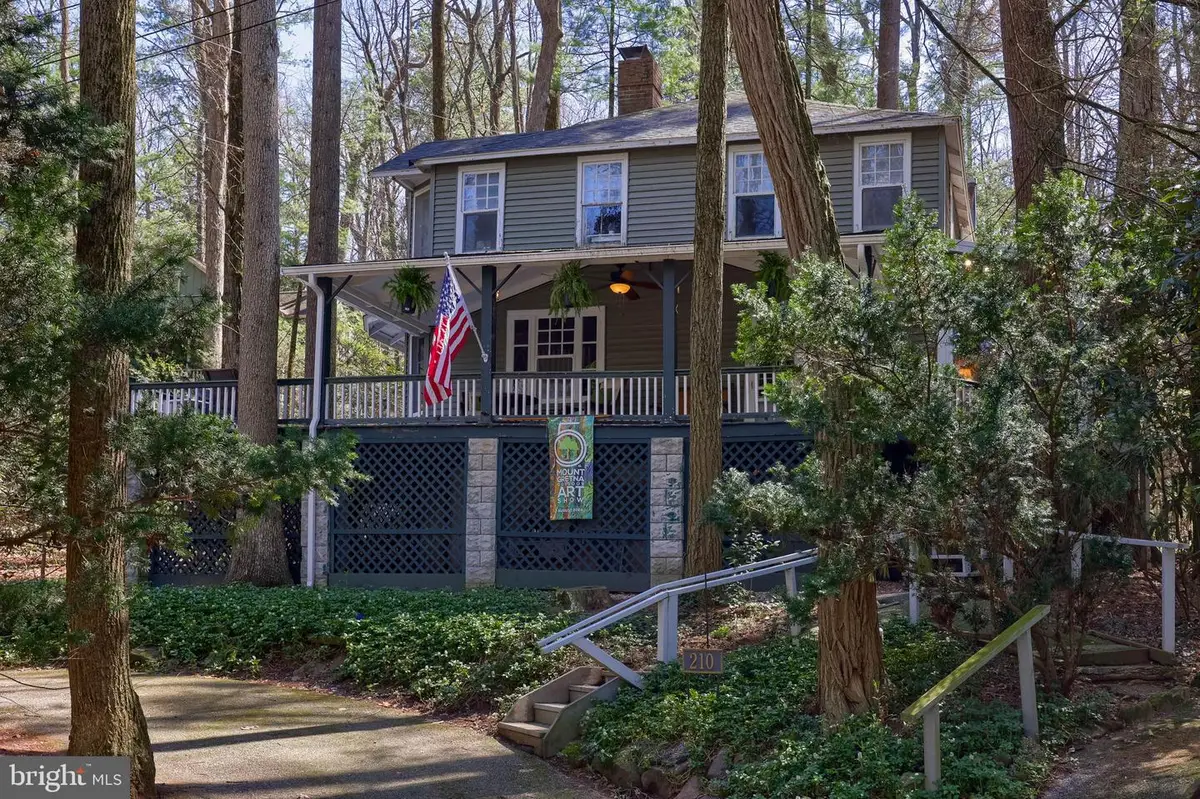 210 Harvard Ave, Mount Gretna, PA 17064 - #1