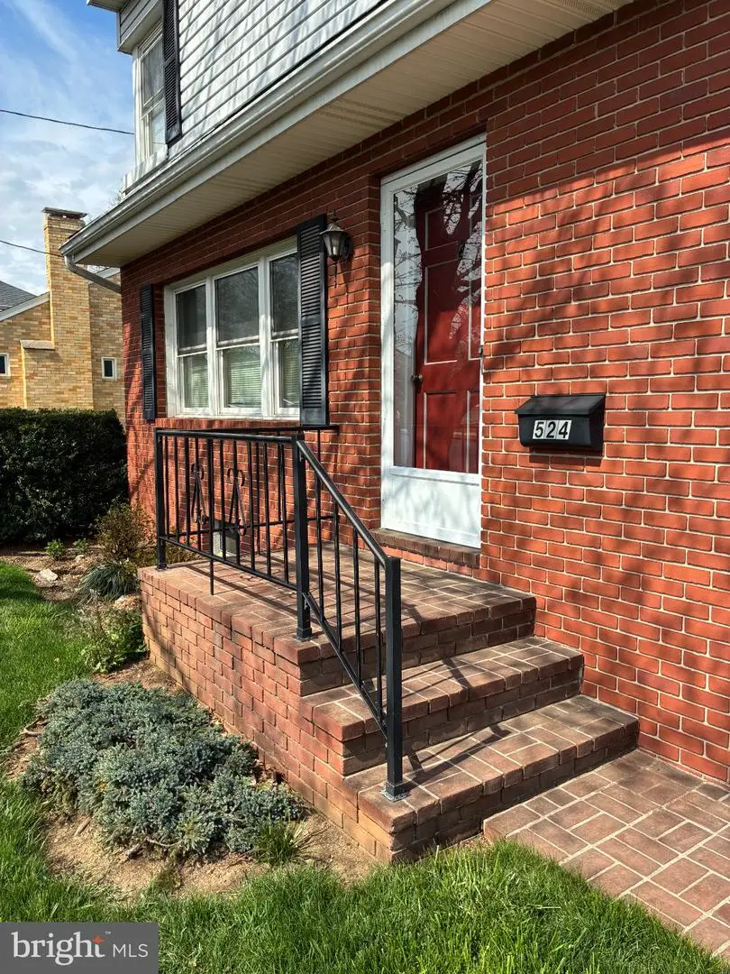 524 S Lincoln St, Palmyra, PA 17078 - #2