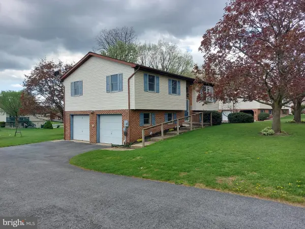 912 Poplar Ln, LEBANON, PA 17046