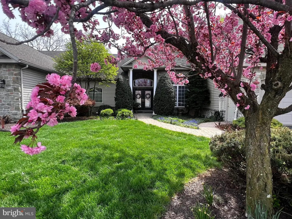 844 Victoria Ln, Palmyra, PA 17078 - #1