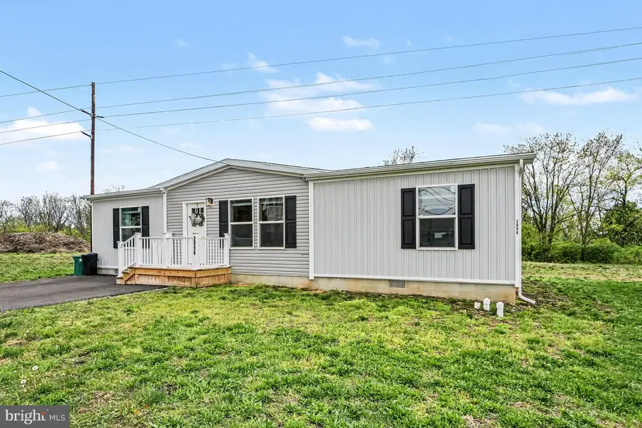 2096 Scull St, Lebanon, PA 17046 - #2