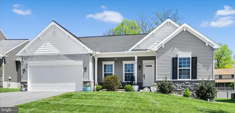 25 Creekside Dr, Lebanon, PA 17042 - #2