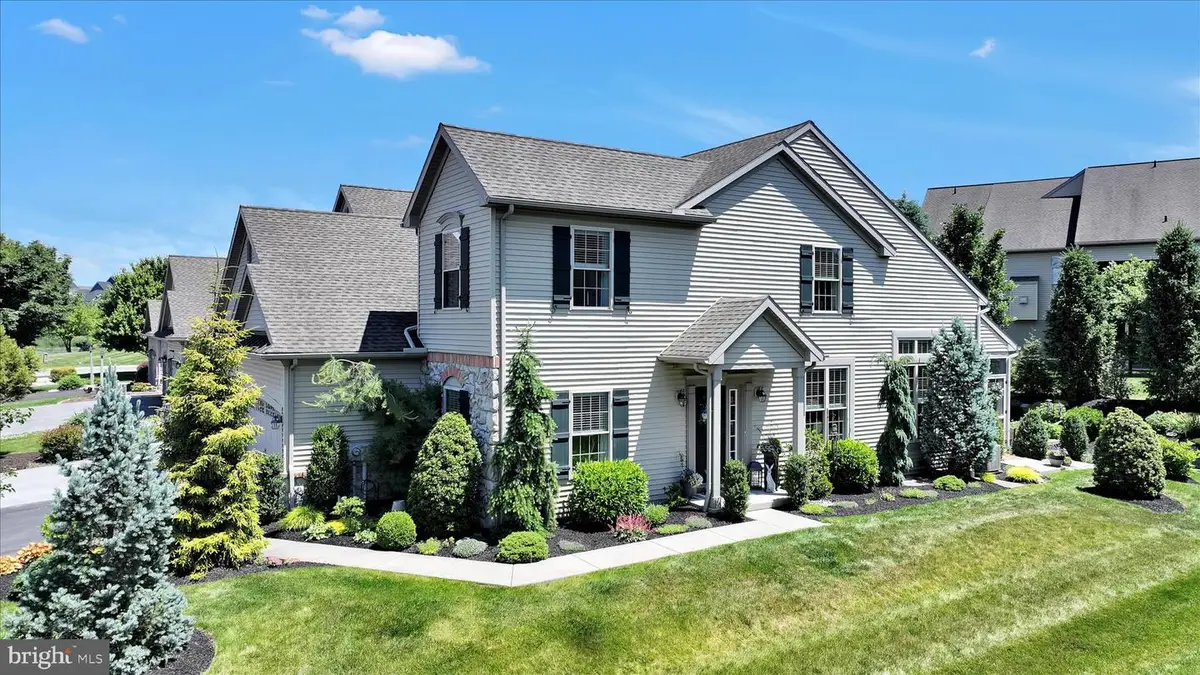 818 Briar Edge Ct, Lebanon, PA 17046 - #1