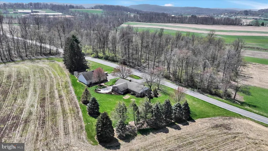 550 Stricklerstown Rd, Newmanstown, PA 17073 - #2