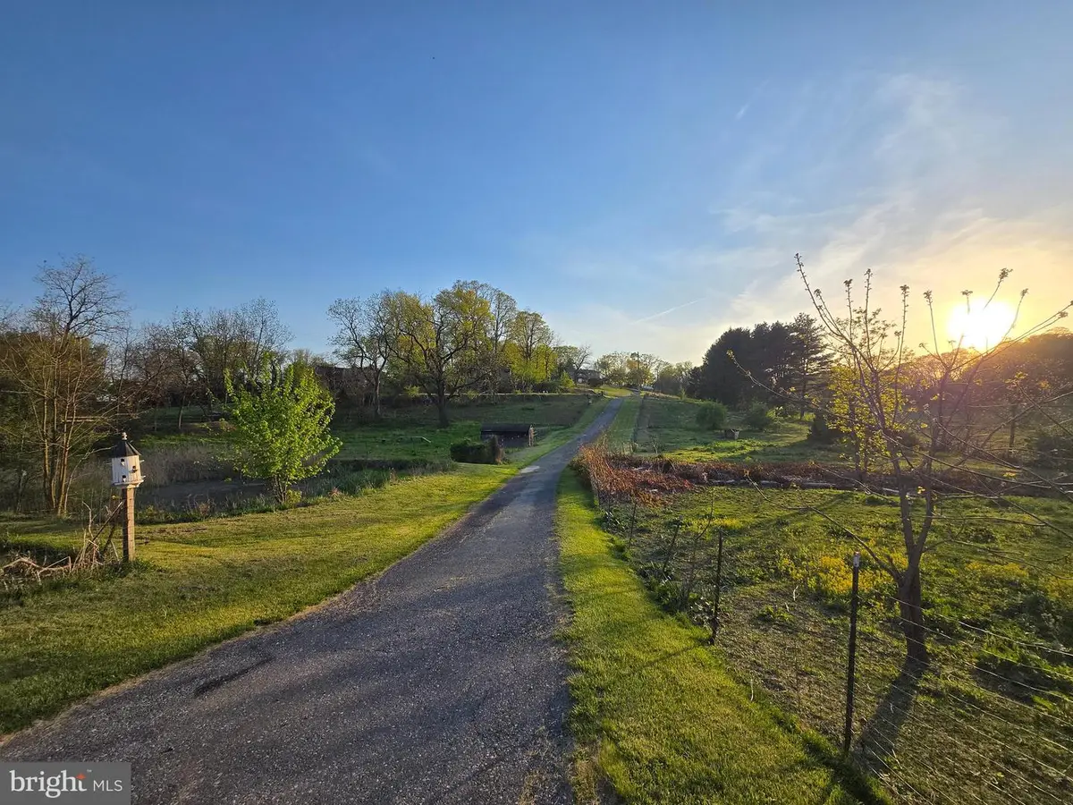 2145 Quarry Rd, Lebanon, PA 17046 - #1