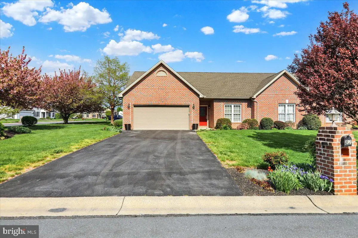 82 Fairfax Ln, Annville, PA 17003 - #1