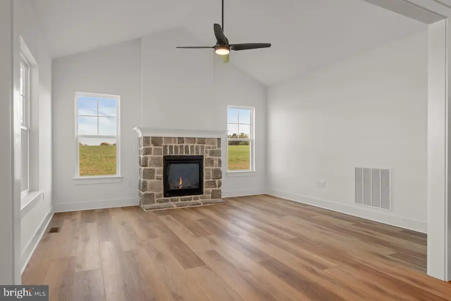 109 Bellflower Ave, Annville, PA 17003 - #3