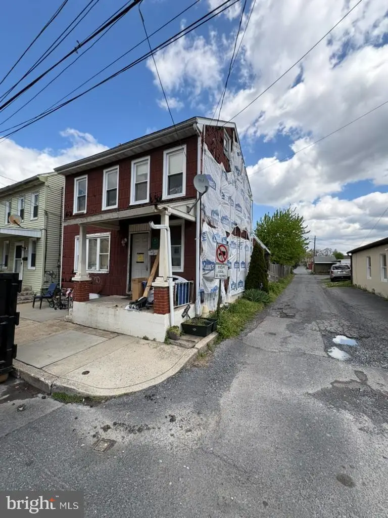 120 N 14th St, Lebanon, PA 17046 - #1