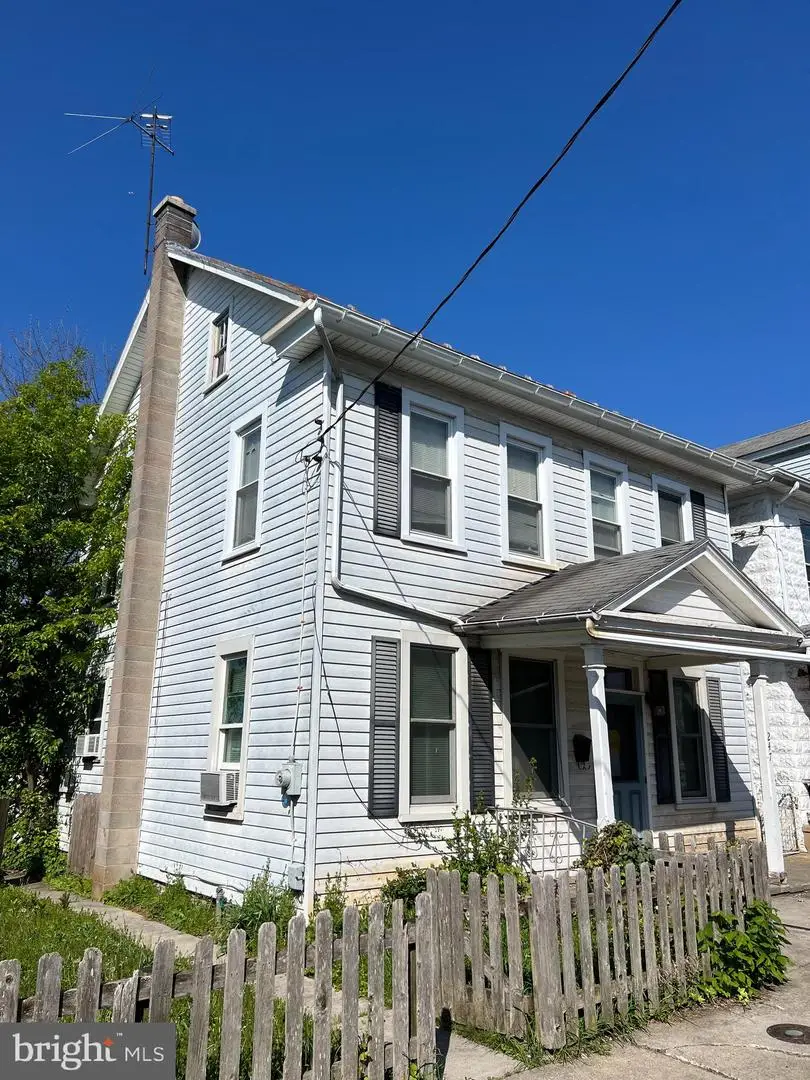 247 N College St, Palmyra, PA 17078 - #2