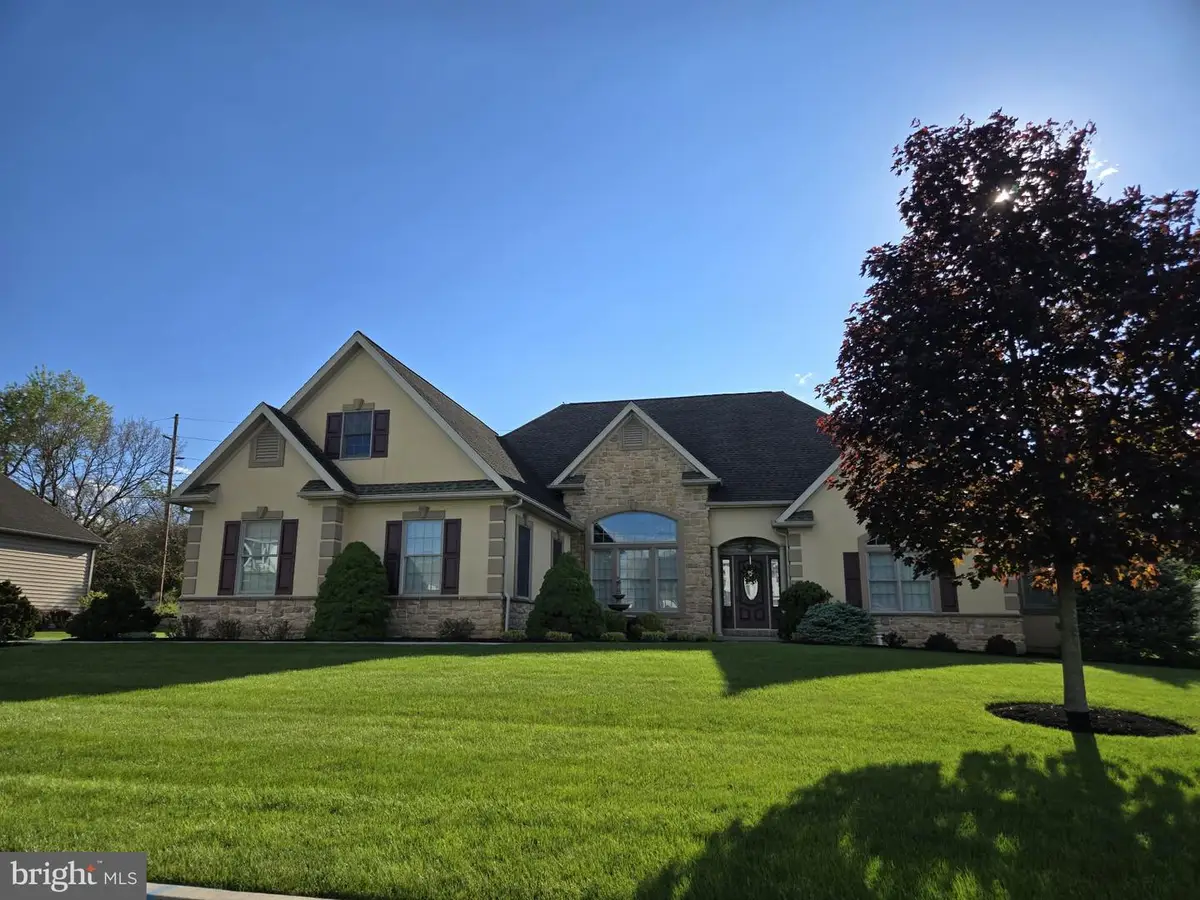 33 Strathford Dr L-0026 Dr, Lebanon, PA 17042 - #1