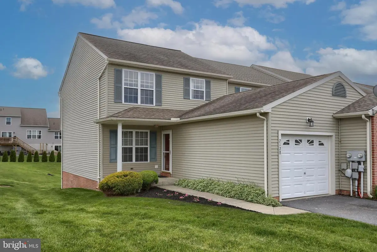 2128 Penn St, Lebanon, PA 17042 - #1