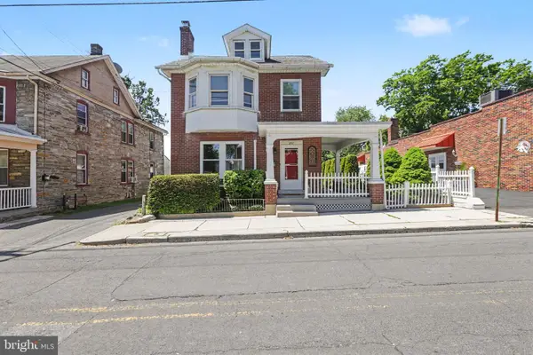241 S 6th St, LEBANON, PA 17042