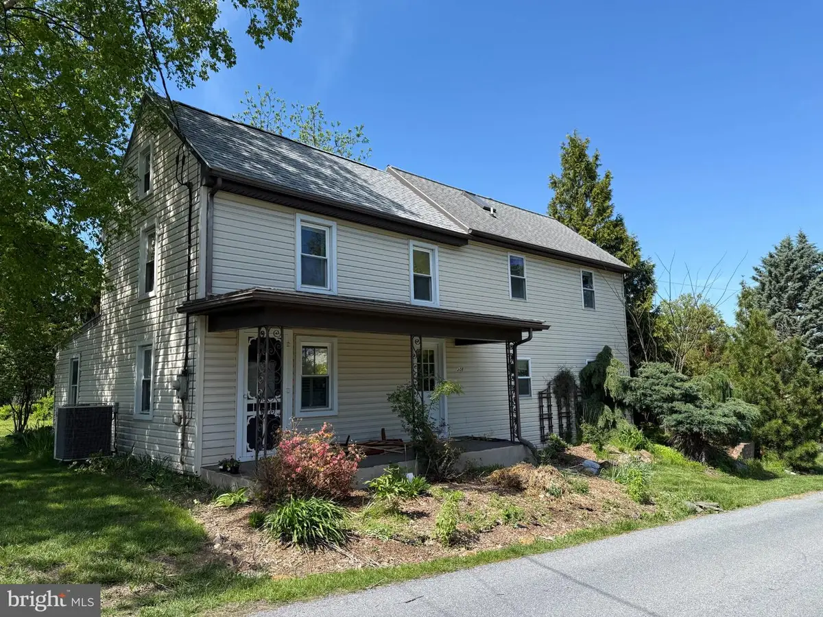 301 Ebenezer Rd, Lebanon, PA 17046 - #1