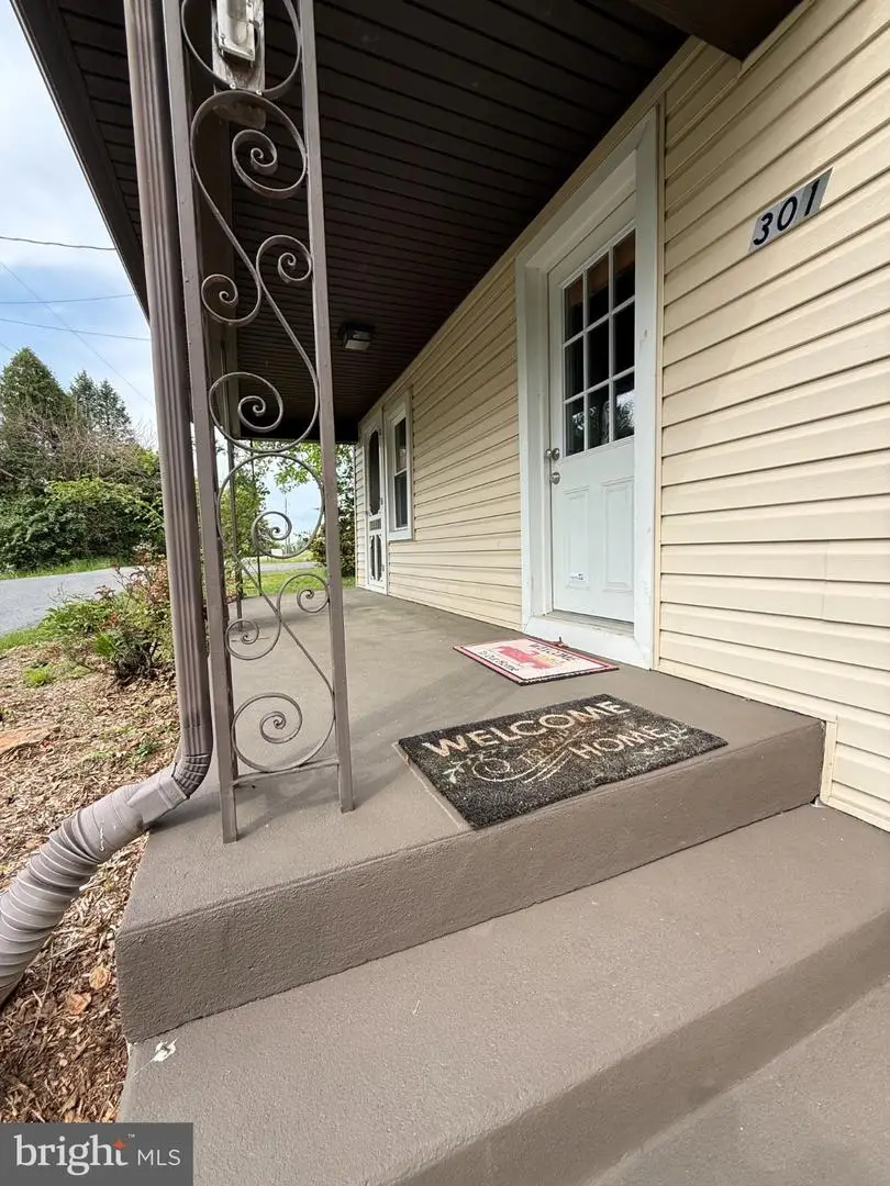 301 Ebenezer Rd, Lebanon, PA 17046 - #3