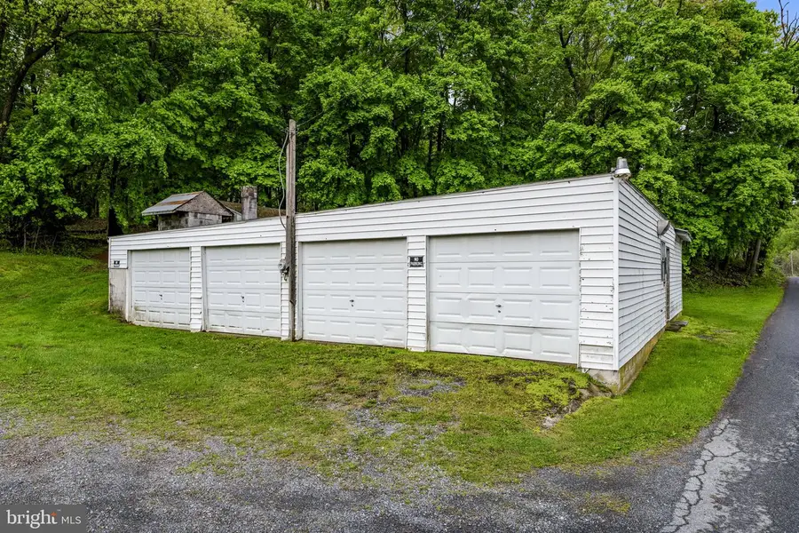 233 Mountain Trail Rd, Newmanstown, PA 17073 - #3
