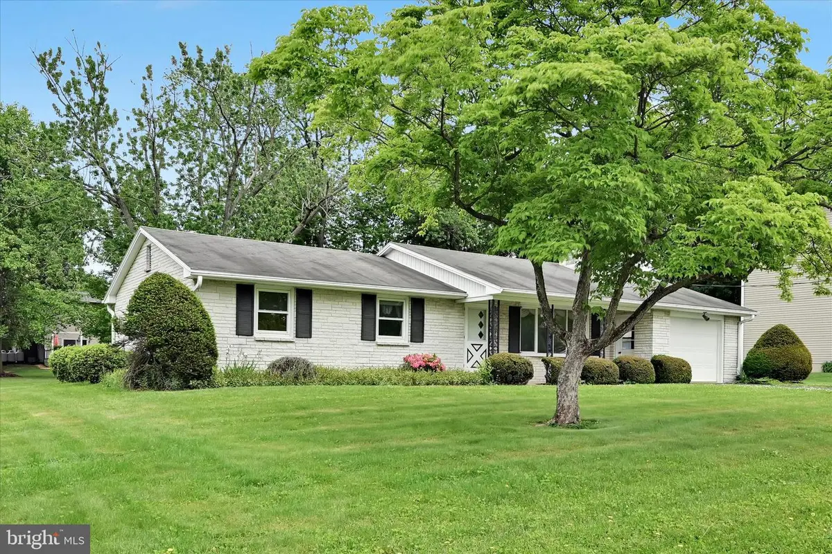 109 Spruce St, Lebanon, PA 17042 - #1