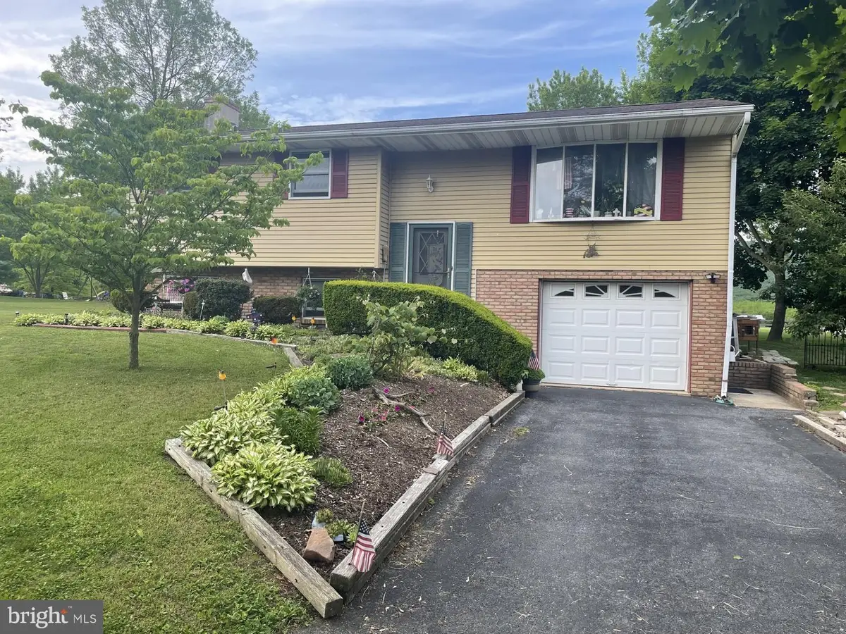 41 Fairway Dr, Jonestown, PA 17038 - #1