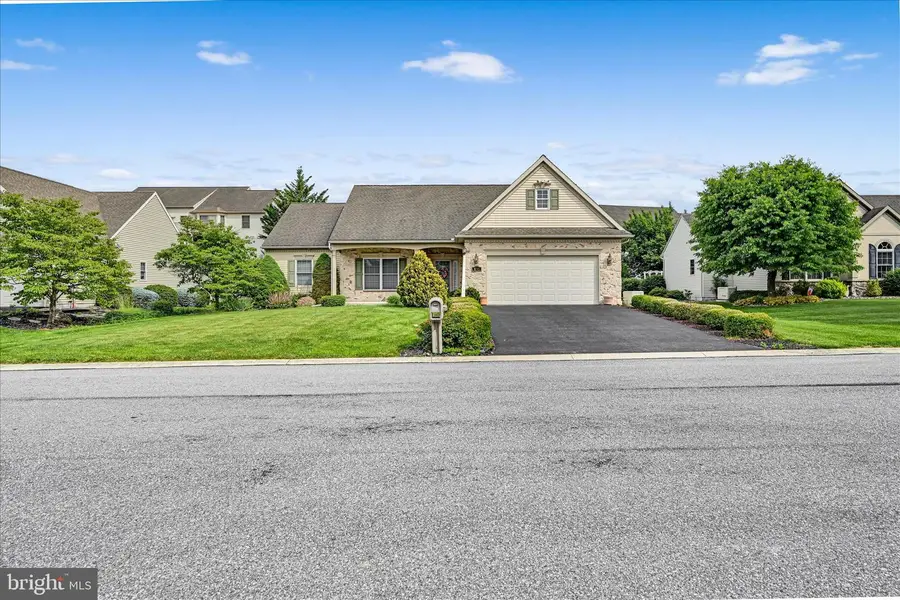 850 Water Edge Ct L-0049, Lebanon, PA 17046 - #3