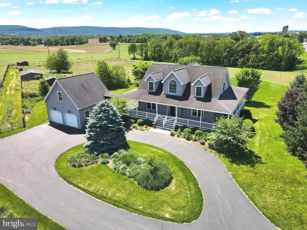 484 Race Rd, RICHLAND, PA 17087