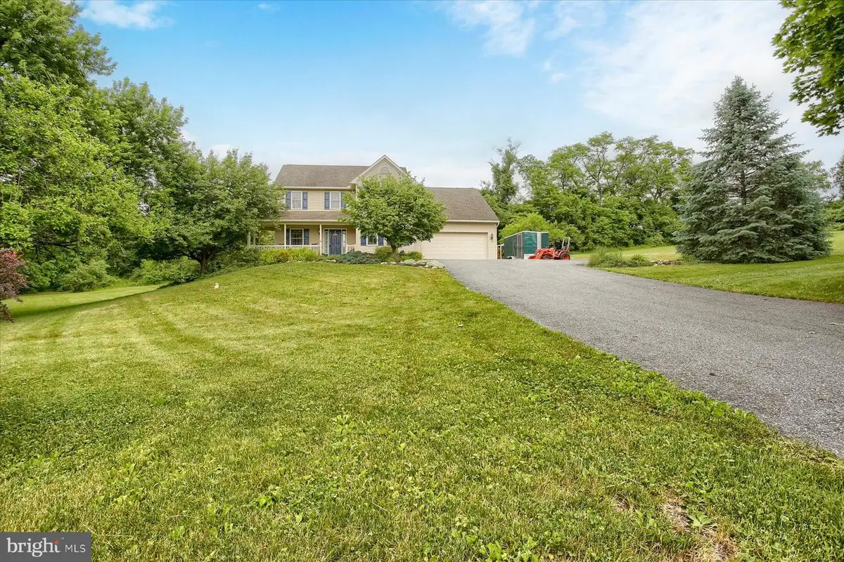 478 N Lancaster St, Jonestown, PA 17038 - #1
