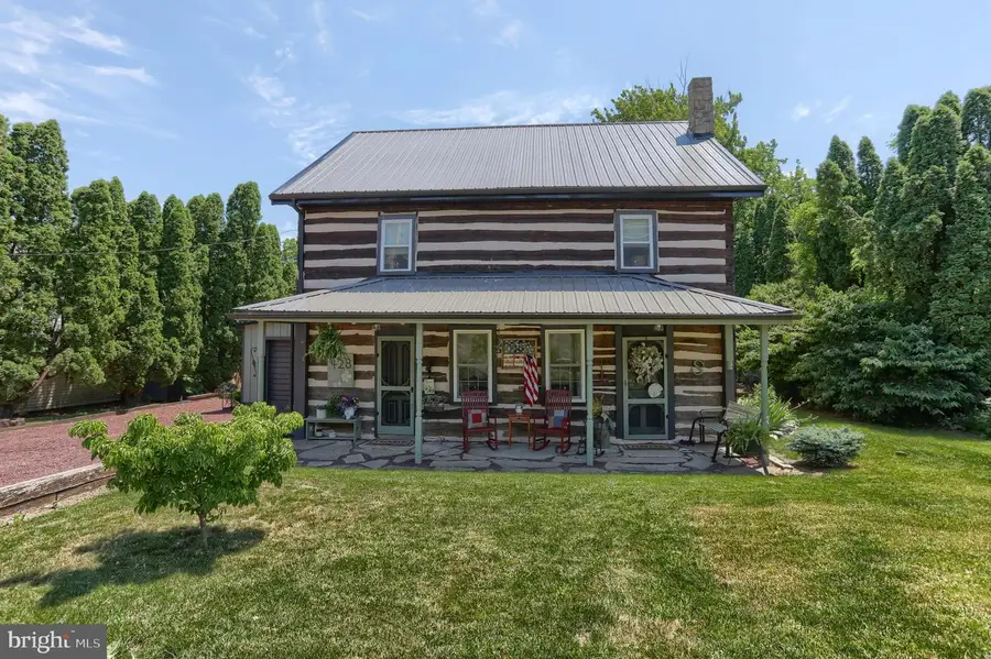 428 W Main Ave, Myerstown, PA 17067 - #2