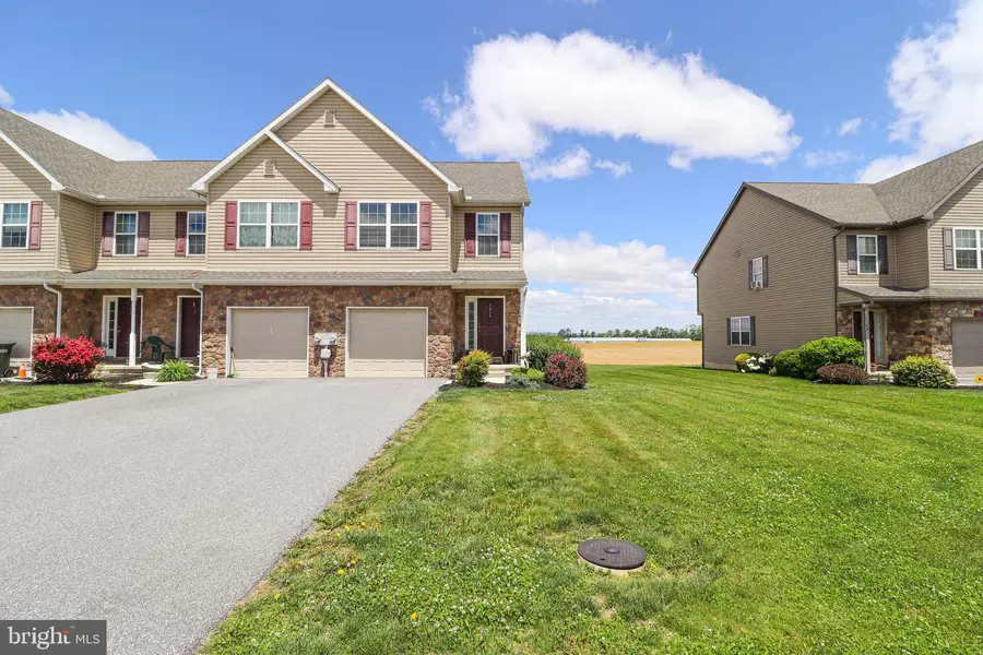 156 Linda Sue Ln, Myerstown, PA 17067 - #2