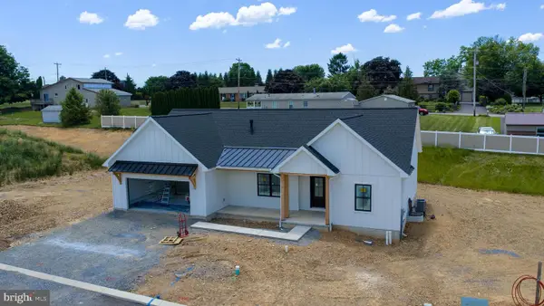 106 Grove Lane, MYERSTOWN, PA 17067