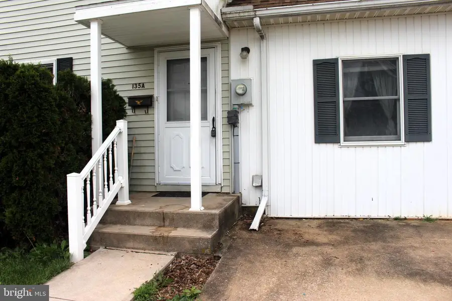 135-a S Chestnut St, Annville, PA 17003 - #2