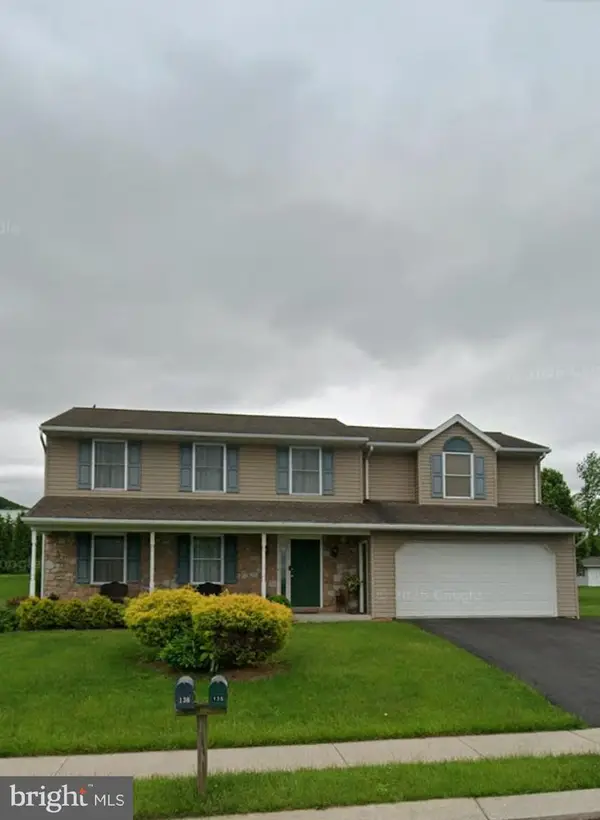 135 Sweetwater Ln, NEWMANSTOWN, PA 17073