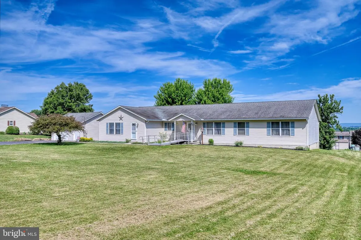 26 E Bethany Rd, Newmanstown, PA 17073 - #1