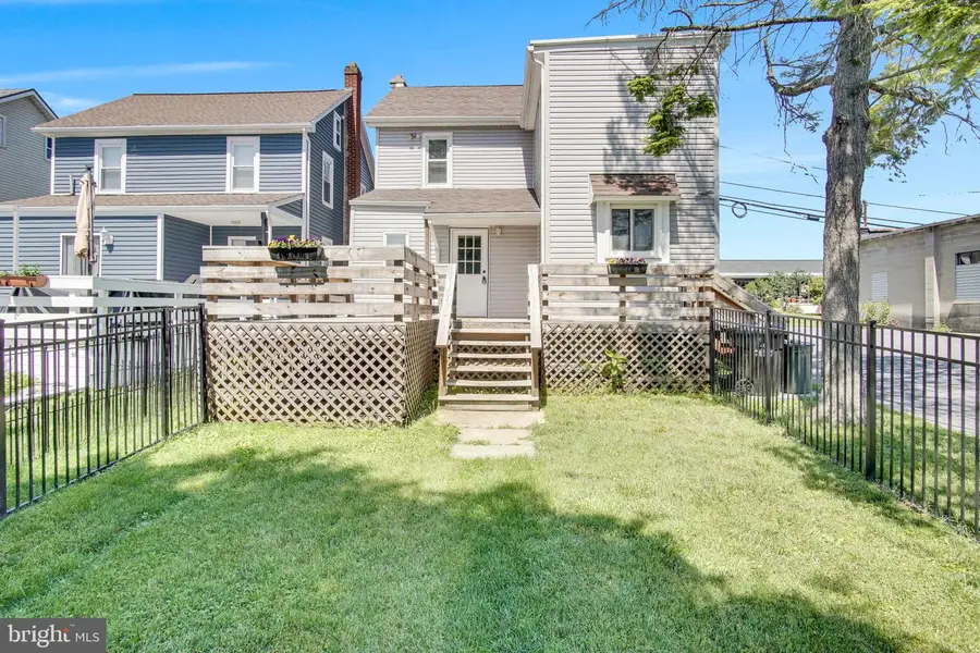 110 Schoolhouse Rd, Palmyra, PA 17078 - #3