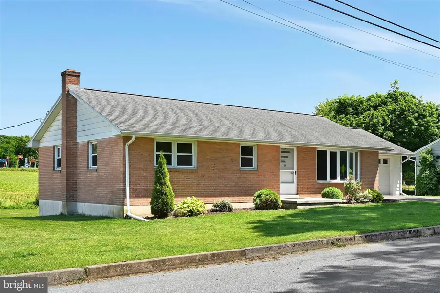 34 Locust Ln, Quentin, PA 17083 - #2