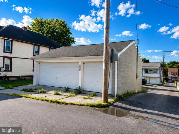 Ns Moravian St, LEBANON, PA 17042