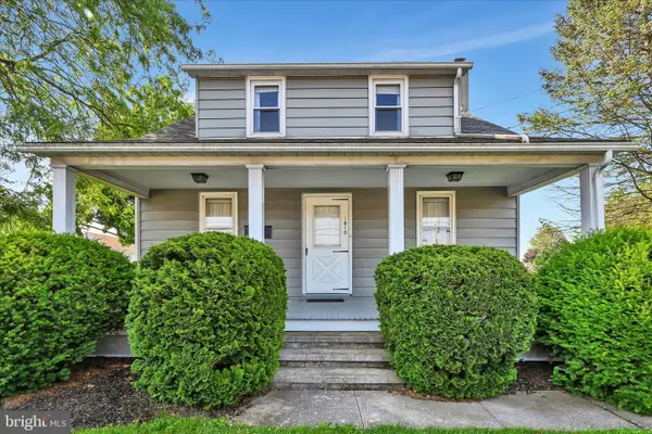 1910 E Cumberland, LEBANON, PA 17042