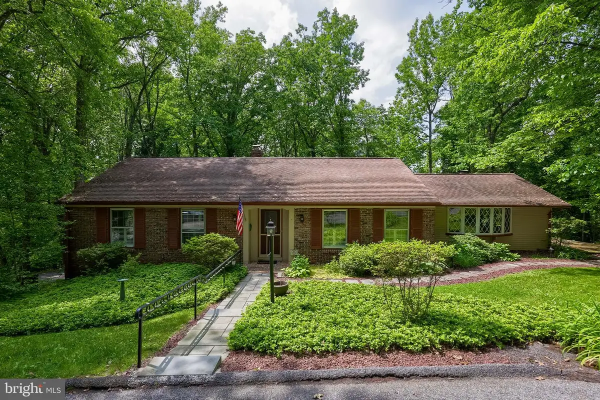 419 Lancaster Ave, Mount Gretna, PA 17064 - #1