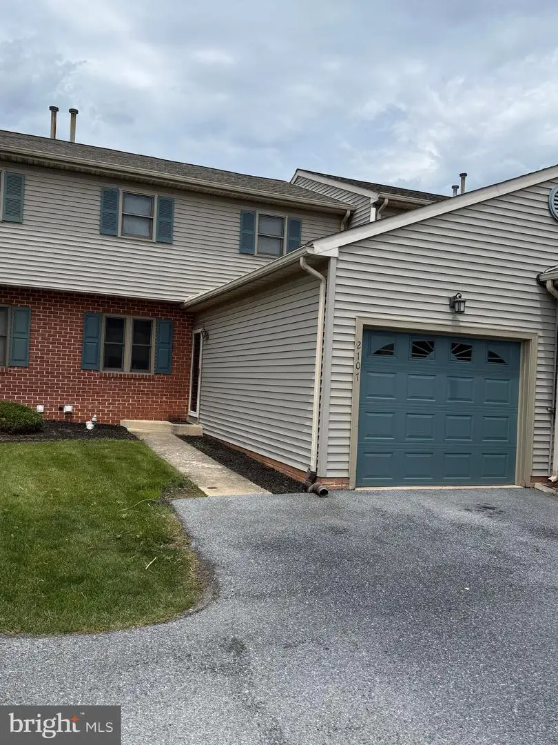 2107 Acorn Ct, Lebanon, PA 17042 - #1
