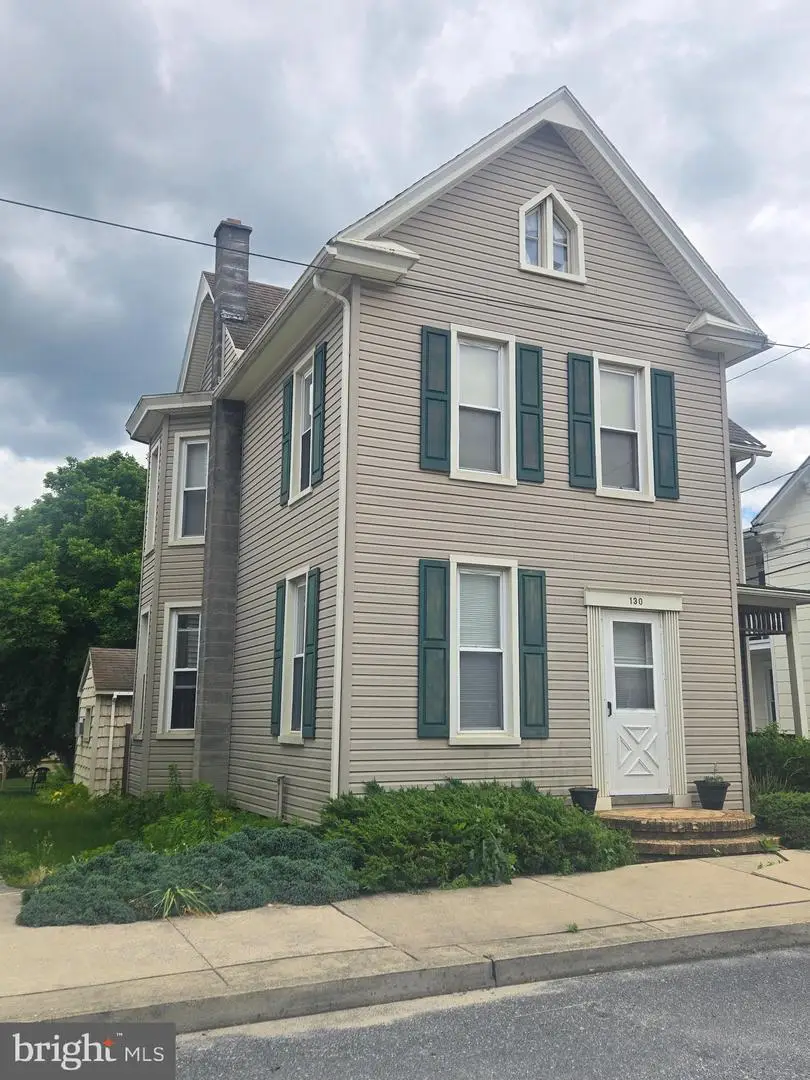 130 N Railroad St, Annville, PA 17003 - #2